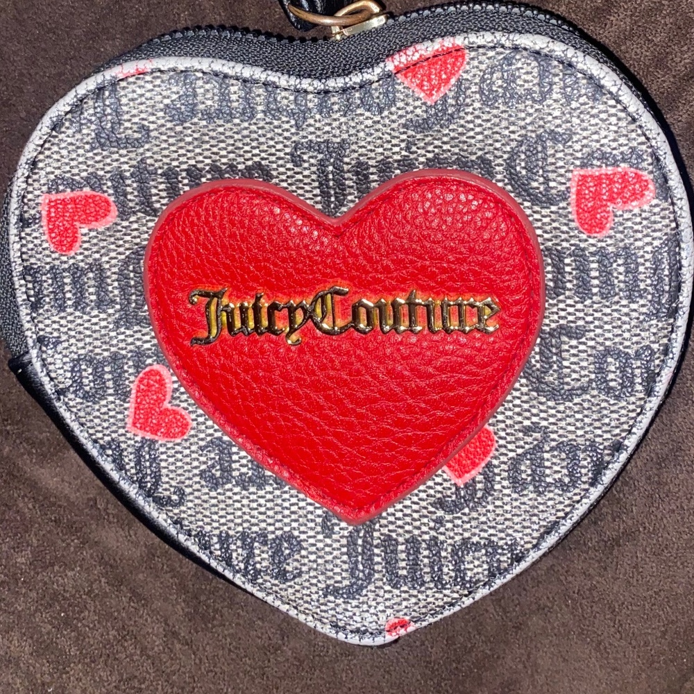 Juicy couture valentines heart coin purse